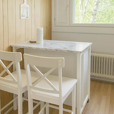 Privat bolig Bright Cozy Private 3min To Metro Helsinki