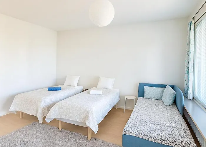 ホームステイ Bright Cozy Private 3min To Metro ヘルシンキ